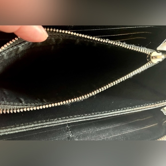 DIOR TROTTER PATENT LONG ZIP WALLET - Picture 5 of 15